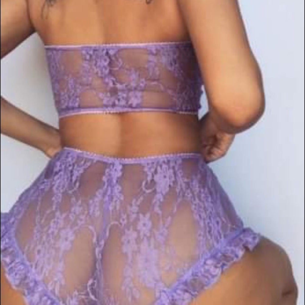 Two piece lace - Picture 2 of 3